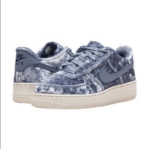 Velvet Air Force 1